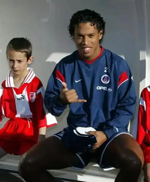 且才华横溢 且才华横溢