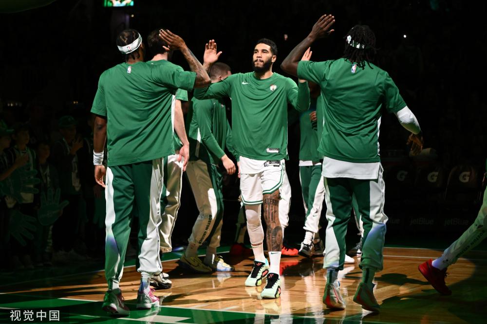 明晚的比赛 明晚的比赛