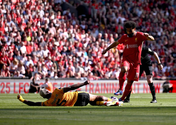 0万镑的潜 0万镑的潜